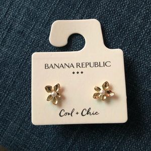 Banana republic earrings